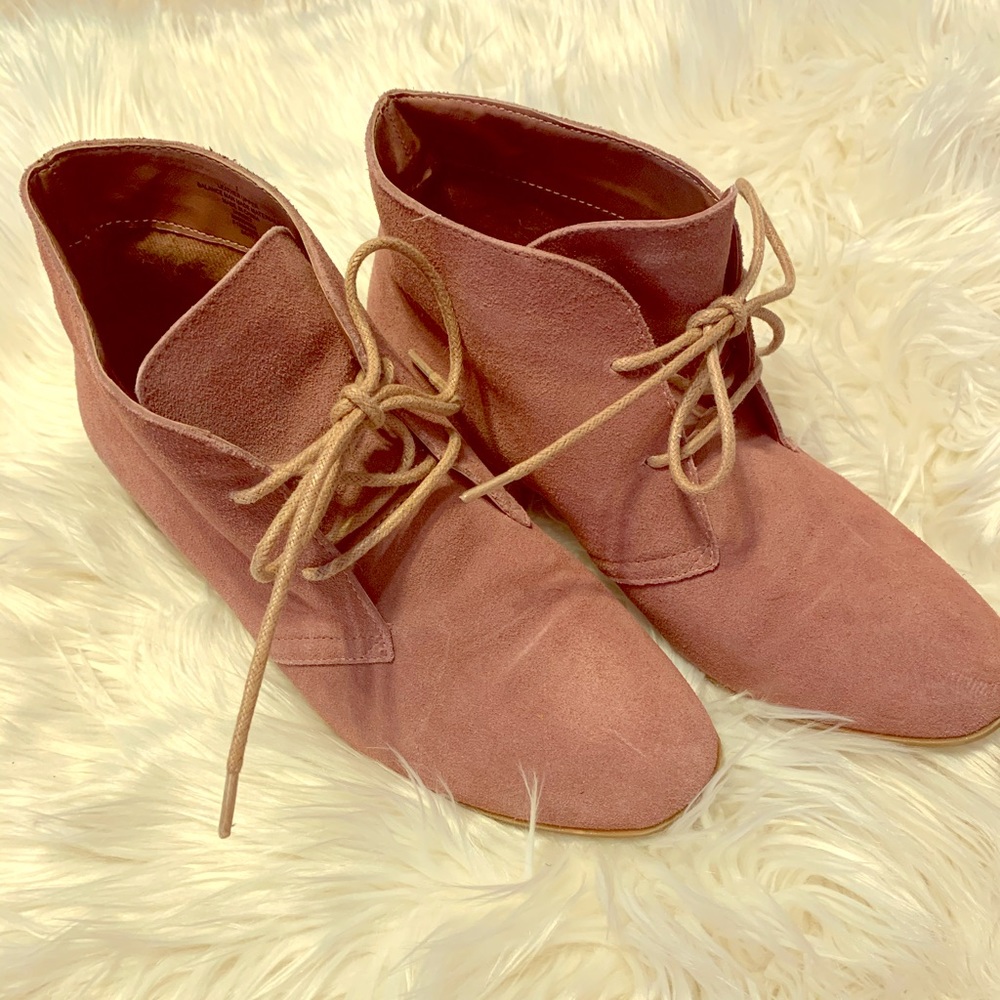 Mossimo Mauve Suede Shoes